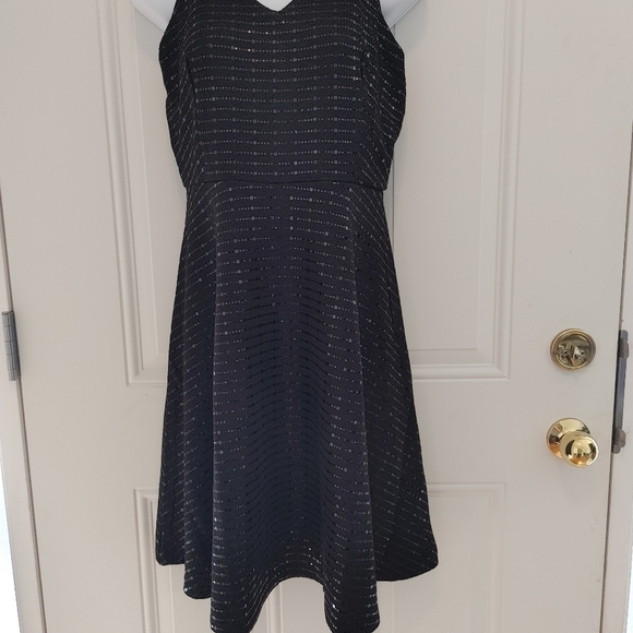 Sparkly black dress - Picture 3 of 6